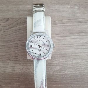 *Dooney&Bourke Ladies Watch